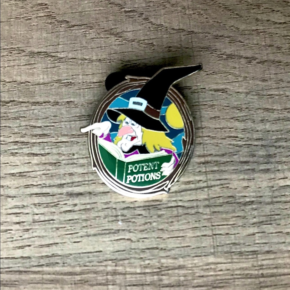 Disney pin